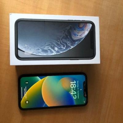 Apple iPhone XR 64 GB schwarz - thumb
