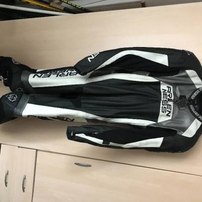 Lederanzug Motorrad - thumb