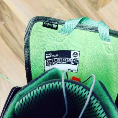 Snowboardboots mit Bindung - thumb