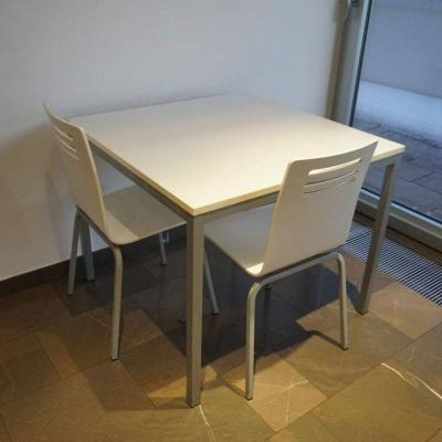Tisch + 2 Stühle für Innenbereich - thumb
