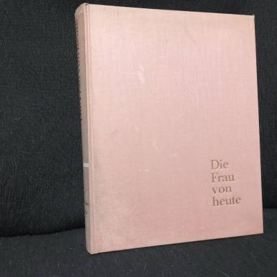 Bücher: Die Frau von heute + Die sinnliche Frau - thumb
