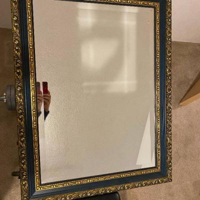Spiegel mit dekorativem sehr schönem Rahmen - thumb