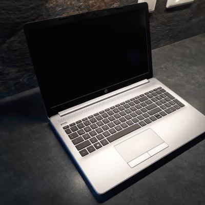 Laptop HP 15,6 Zoll - thumb