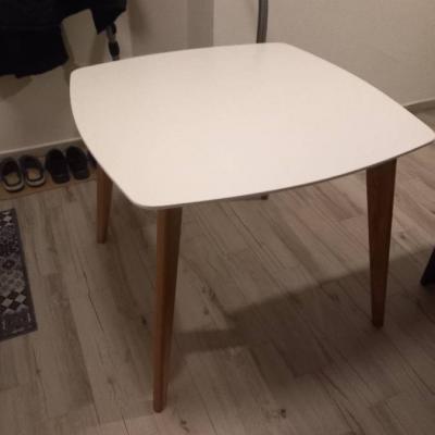 Tisch tolles Design - thumb