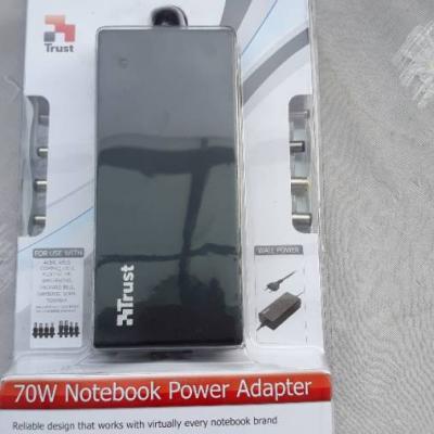 Notebook Adapter Power Trust 70W - thumb