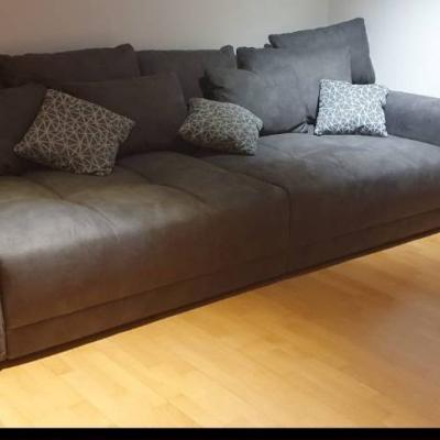 NEUWERTIGES SOFA - thumb