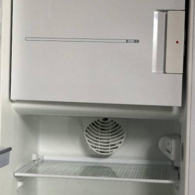 Großer Einbau-Kühlschrank in gutem Zustand - thumb