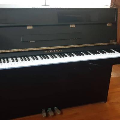 Wandklavier Marke Young Chang - thumb