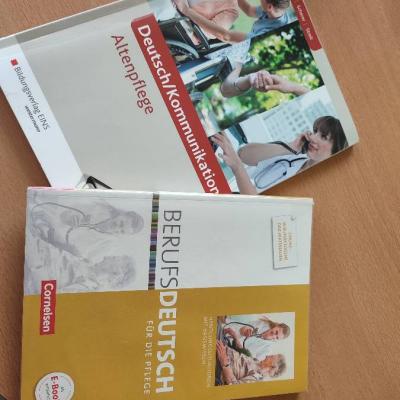 Schulbücher - thumb