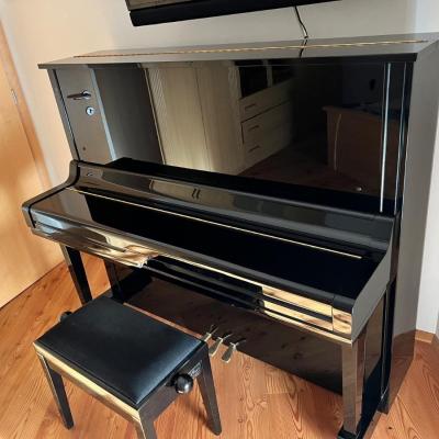 Klavier Yamaha - thumb