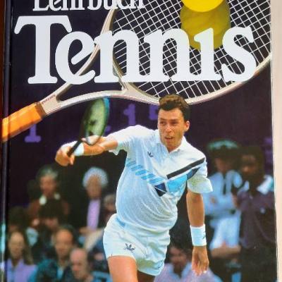 Tennisunterricht - thumb
