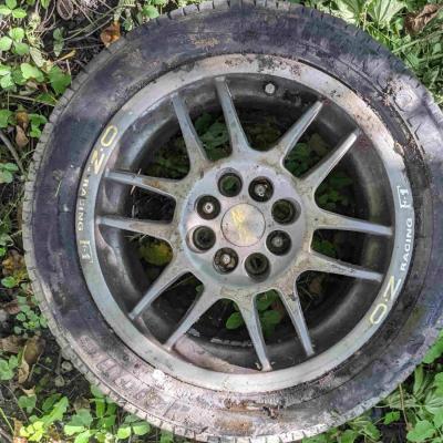 4x Heron 205/50R15 1xMichelin 195/60R15 - thumb