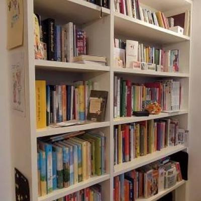 Bücherregal - thumb