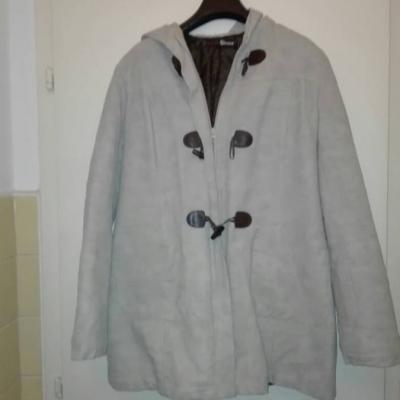 Beige Jacke im Montgomery Stil für Damen oder Herren - thumb
