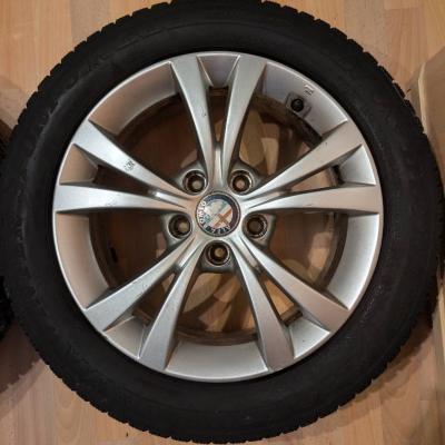 Winterreifen 205/55 R16 91H samt original Alfa Romeo Alufelgen - thumb