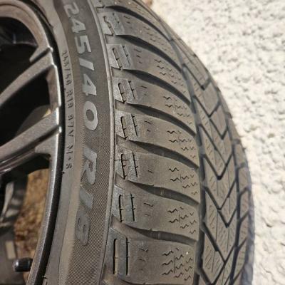 Winterreifen Audi A4 + ALU Felgen - thumb