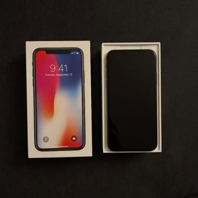 IPhone X 64 GB zu Verkaufen - thumb