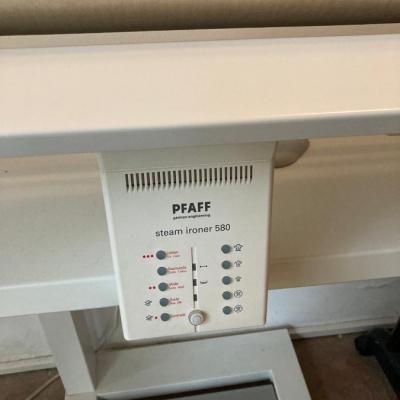 Bügelmaschiene Pfaff 580 - thumb