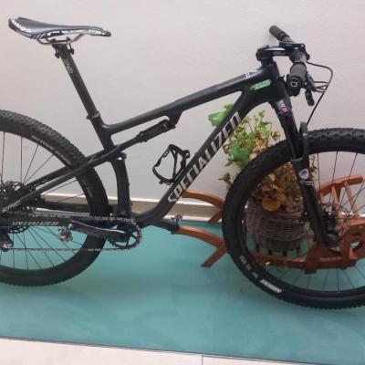 Specialized Epic Expert - thumb
