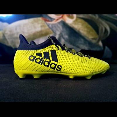 NEUE Fußballschuhe Adidas - thumb
