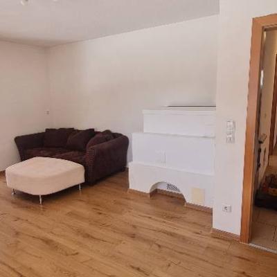94 m² Wohnung in Vals  ab Dezember zu vermieten - thumb