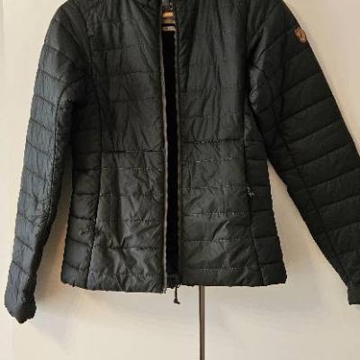hochwertige Damenjacke Fjäll Räven - thumb