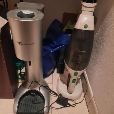 Handstaubsauger und Wassermax - thumb