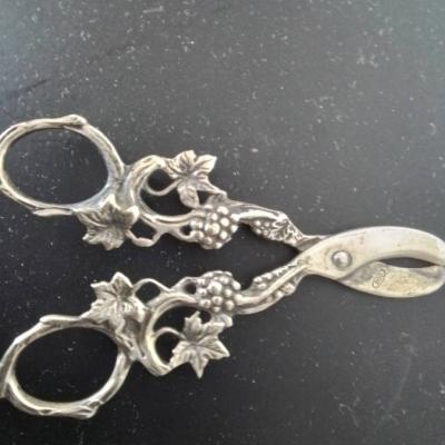 Kleine Schere in Silber - thumb