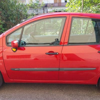 Renault Modus Modell St Tropetz - thumb