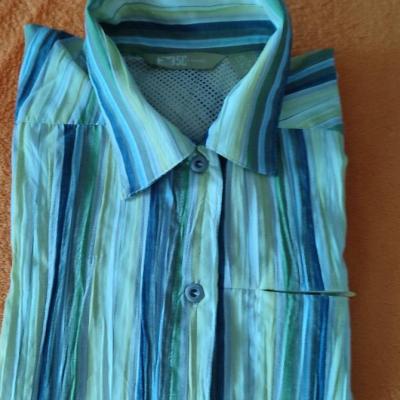 Atmungsaktive Bluse für Freizeit und Sport - thumb
