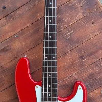 Hondo Deluxe 830 Precision Bass - thumb