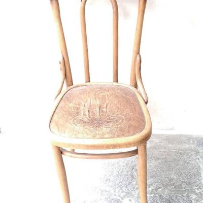 2 alte Stühle - thumb