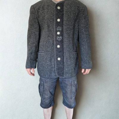 Klassische Trachtenjacke – Größe XL – 100 € - thumb