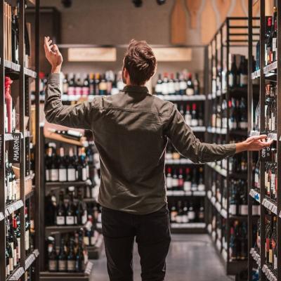 Sommelier oder Fachverkäufer Wein und Spirituosen (m/w/d) für Vinothek - thumb