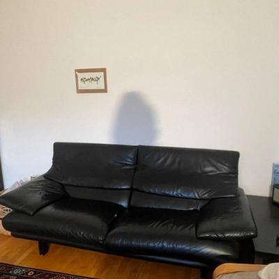 Schwarzes Ledersofa - thumb