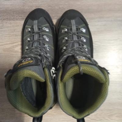 Wanderschuhe neu - thumb