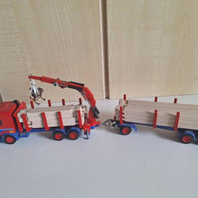 Holzlastwagen von Siku - thumb
