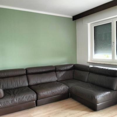 Braune Ledercouch im Vitage-Stil - thumb