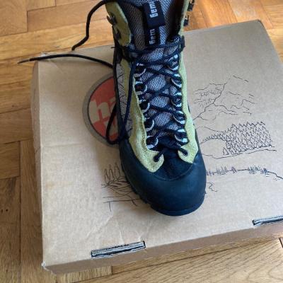 Neuwertige Bergschuhe hanwag Gr. 39 - thumb