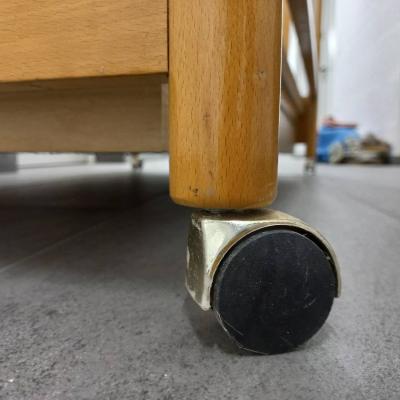 Bettstatl aus Vollholz mit Räder - thumb