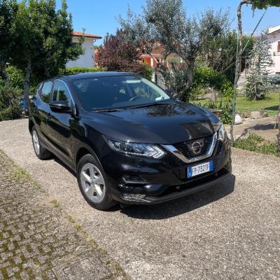 Nissan Qashqai 1600 Diesel 4x4 - thumb