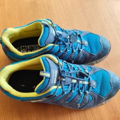 Wanderschuhe Gr. 39 - thumb
