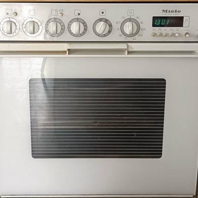 Backofen und Glaskeramik Miele - thumb