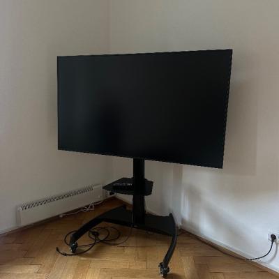 Samsung QM65R professionelles 4k Display - 65“ - thumb
