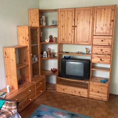 VERSCHENKE/REGALASI - Wohnzimmerschrank in massiv - thumb