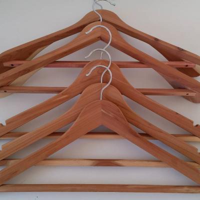 Kleiderbügel Esche Massivholz NEU - Hangerworld England - thumb