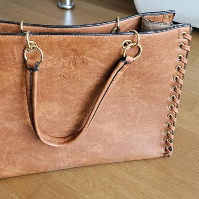 Damen Lederhandtasche - thumb