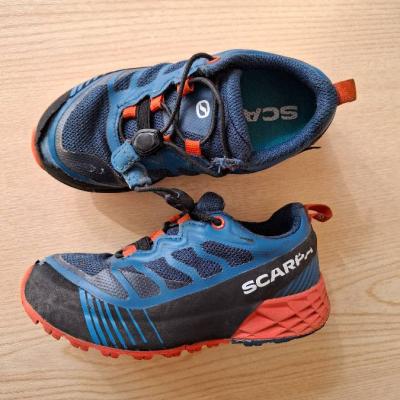 Wanderschuhe - thumb