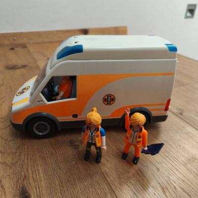 Playmobil WK Auto - thumb
