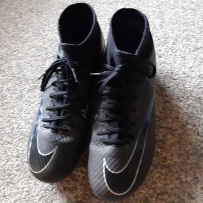 Fußballschuhe - thumb